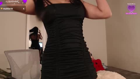 Snapshot of shani_broks chatting on December 10, 7:32 pm Hi im Shani your dreams came true 3 online show from December 10, 7:32 pm