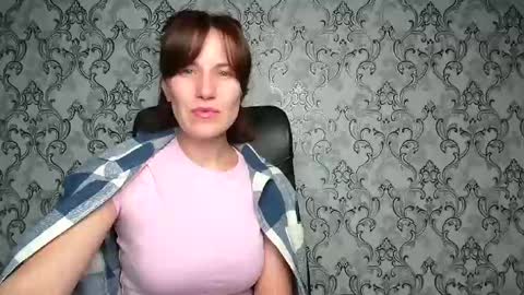 Shannen online show from November 24, 6:02 am