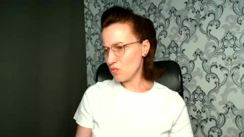 Shannen online show from June 24, 11:09 am
