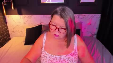 Shannon online show from December 17, 5:02 am