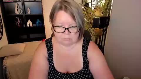 Shannon online show from July 9, 1:04 pm
