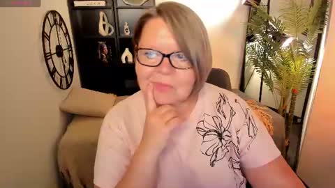 Shannon online show from July 22, 1:03 pm
