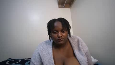 shanny_123 online show from May 12, 8:00 am