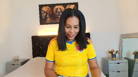 Shanon  online show from July 3, 7:09 pm