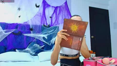 Snapshot of shantala_nastasiia chatting on October 20, 12:49 pm shantala nastasiia online show from October 20, 12:49 pm