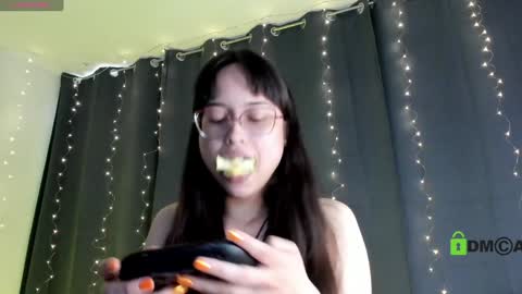 Snapshot of shantalcerezo chatting on January 17, 9:06 pm Cat-FOLLOWME and we talk IGshantal cerezo online show from January 17, 9:06 pm