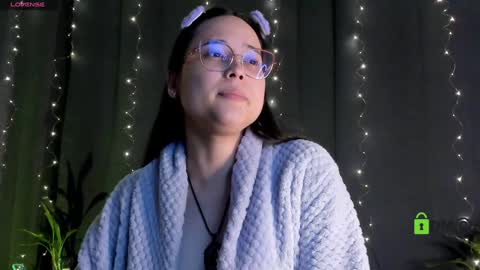 Snapshot of shantalcerezo chatting on January 18, 10:06 pm Cat-FOLLOWME and we talk IGshantal cerezo online show from January 18, 10:06 pm