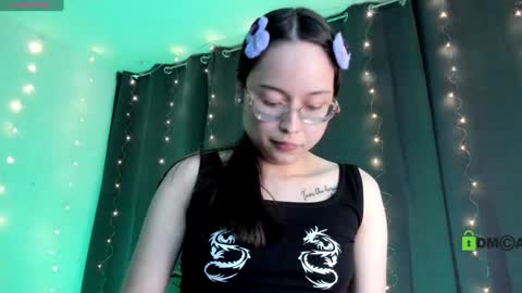 Snapshot of shantalcerezo chatting on January 25, 1:21 am Cat-FOLLOWME and we talk IGshantal cerezo online show from January 25, 1:21 am