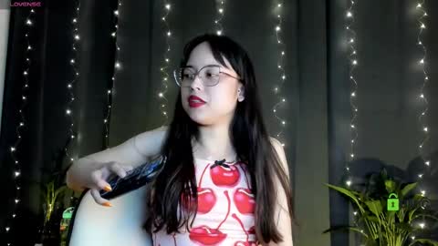 Snapshot of shantalcerezo chatting on February 13, 12:24 am Cat-FOLLOWME and we talk IGshantal cerezo online show from February 13, 12:24 am