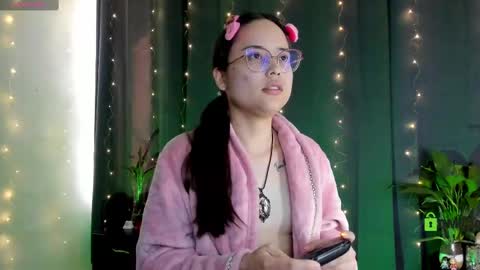 Snapshot of shantalcerezo chatting on February 23, 8:55 pm Cat-FOLLOWME and we talk IGshantal cerezo online show from February 23, 8:55 pm