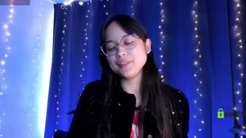 Snapshot of shantalcerezo chatting on March 5, 8:21 pm Cat-FOLLOWME and we talk IGshantal cerezo online show from March 5, 8:21 pm