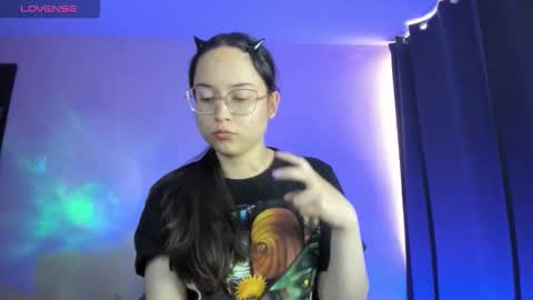 Snapshot of shantalcerezo chatting on November 3, 8:32 pm Cat-FOLLOWME and we talk IGshantal cerezo online show from November 3, 8:32 pm