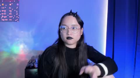 Snapshot of shantalcerezo chatting on November 4, 9:36 pm Cat-FOLLOWME and we talk IGshantal cerezo online show from November 4, 9:36 pm