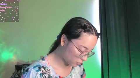 Snapshot of shantalcerezo chatting on November 22, 8:41 pm Cat-FOLLOWME and we talk IGshantal cerezo online show from November 22, 8:41 pm