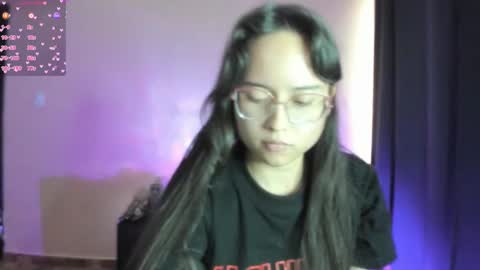 Snapshot of shantalcerezo chatting on November 27, 8:22 pm Cat-FOLLOWME and we talk IGshantal cerezo online show from November 27, 8:22 pm