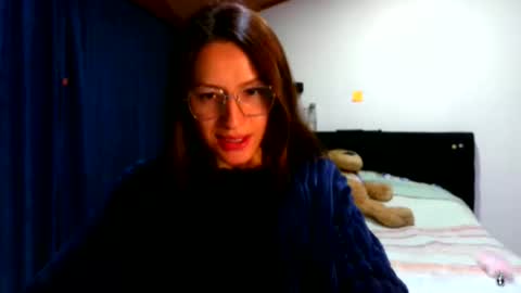 Snapshot of shantaldumont chatting on November 29, 4:15 am shantaldumont online show from November 29, 4:15 am