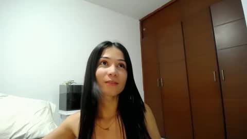 maria online show from November 4, 9:58 pm