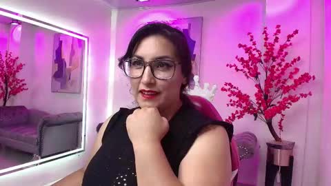Shantall  online show from September 30, 3:11 am