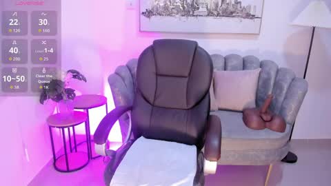 Shantall wills online show from June 4, 10:32 am
