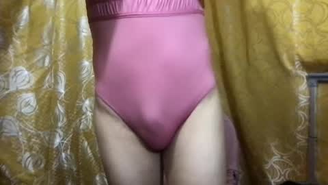 shantallee online show from July 25, 2:47 pm