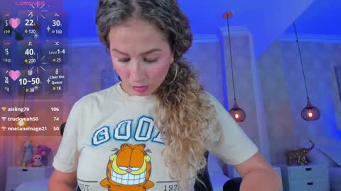 Snapshot of shantalll__ chatting on February 7, 5:18 pm Shantal online show from February 7, 5:18 pm