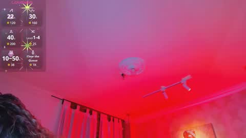 Snapshot of shantalll__ chatting on October 30, 11:00 am Shantal online show from October 30, 11:00 am