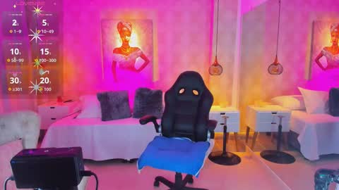 Snapshot of shantalll__ chatting on November 10, 10:58 am Shantal online show from November 10, 10:58 am