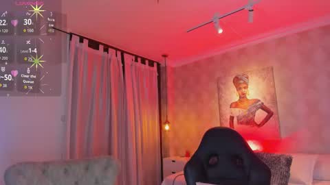 Snapshot of shantalll__ chatting on December 2, 11:15 am Shantal online show from December 2, 11:15 am