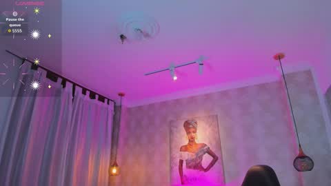 Snapshot of shantalll__ chatting on December 5, 11:19 am Shantal online show from December 5, 11:19 am