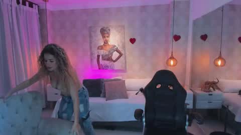 Shantal online show from March 13, 10:55 am