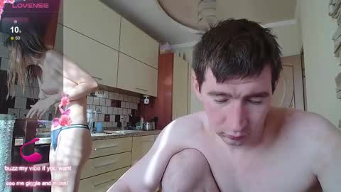 Mikki and Cadence online show from November 22, 10:25 am