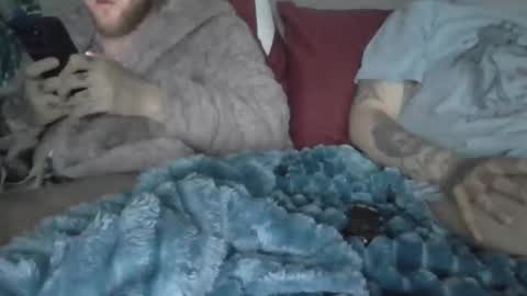 Snapshot of shanyozza chatting on April 28, 10:15 pm naughtyfuckcouple online show from April 28, 10:15 pm