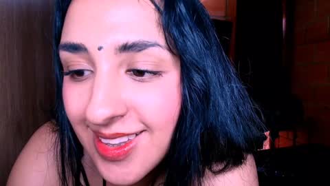 Snapshot of sharain chatting on January 8, 9:44 pm My real name is bella Much Gust online show from January 8, 9:44 pm