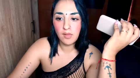 Snapshot of sharain chatting on February 26, 7:38 pm My real name is bella Much Gust online show from February 26, 7:38 pm