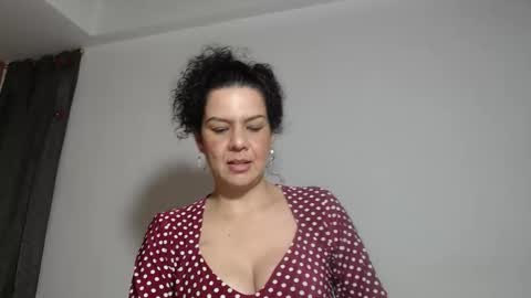 sharickleon11 online show from October 2, 12:39 am