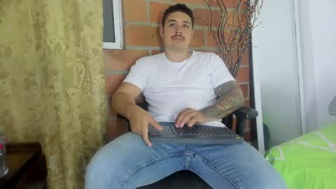 jhon deibyd online show from May 15, 5:58 am