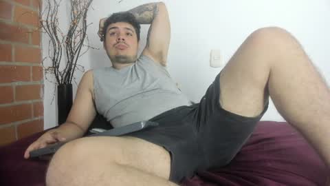 jhon deibyd online show from August 8, 1:52 am