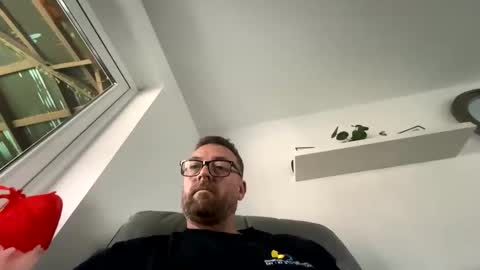 Sharksboy online show from May 17, 5:16 am