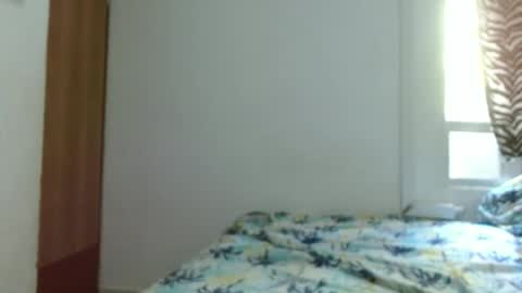 Snapshot of sharlot03 chatting on December 9, 12:19 pm sharlot03 online show from December 9, 12:19 pm