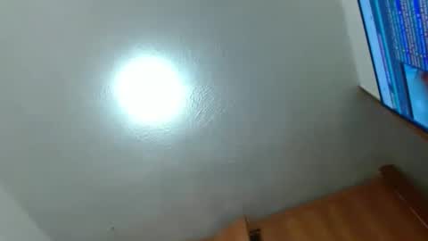 Snapshot of sharlot03 chatting on December 21, 1:32 pm sharlot03 online show from December 21, 1:32 pm