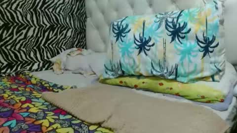 Snapshot of sharlot03 chatting on February 7, 11:56 am sharlot03 online show from February 7, 11:56 am