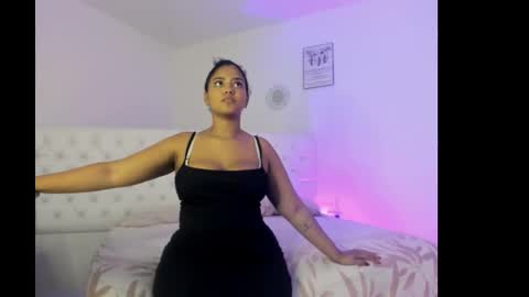 Snapshot of sharlot_evans_ chatting on November 28, 12:19 pm Sharlot online show from November 28, 12:19 pm