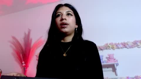 Snapshot of sharlotaustral18 chatting on February 14, 1:24 am sharlotaustral18 online show from February 14, 1:24 am