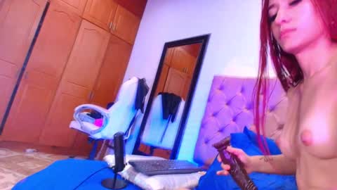Sharlott online show from January 30, 6:00 pm