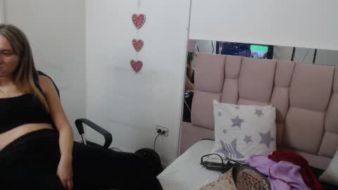 Sara online show from February 17, 3:09 pm