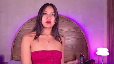 Snapshot of sharlottjoness chatting on June 12, 4:55 am sharlottjoness online show from June 12, 4:55 am