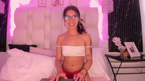 Sharon online show from June 6, 8:13 pm