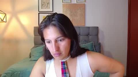 ESTEFI  online show from April 2, 1:20 pm