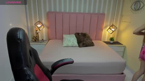 M A G N O  online show from February 4, 12:33 pm