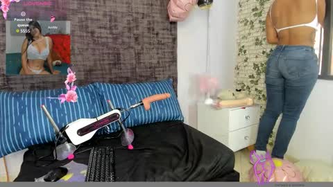 sharoncute16 online show from December 15, 9:08 pm